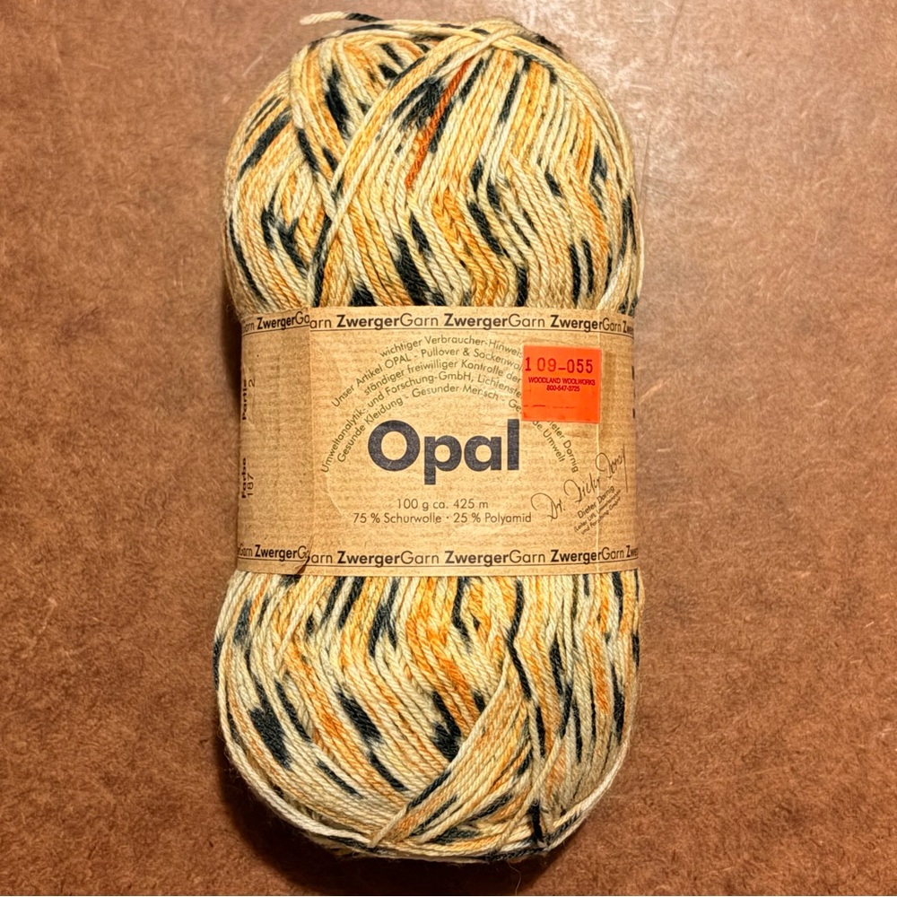 Opal- ZwergerGarn Yarn- Skein- 100 g ca. 425 m •75% Schurwolle • 25 % Polyamid